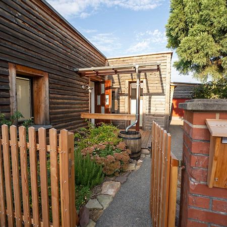 Appartamento Haus Unterm Mammutbaum - Elberadweg Magdeburgo Esterno foto