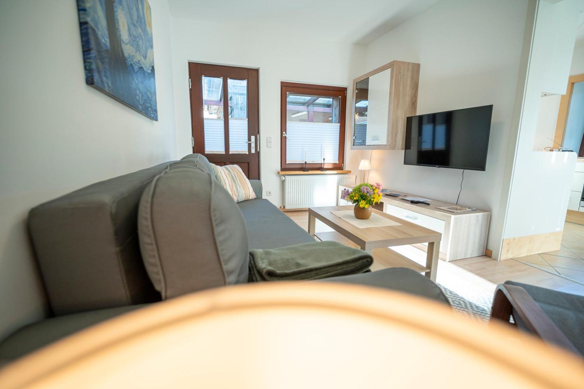 Appartamento Haus Unterm Mammutbaum - Elberadweg Magdeburgo Esterno foto