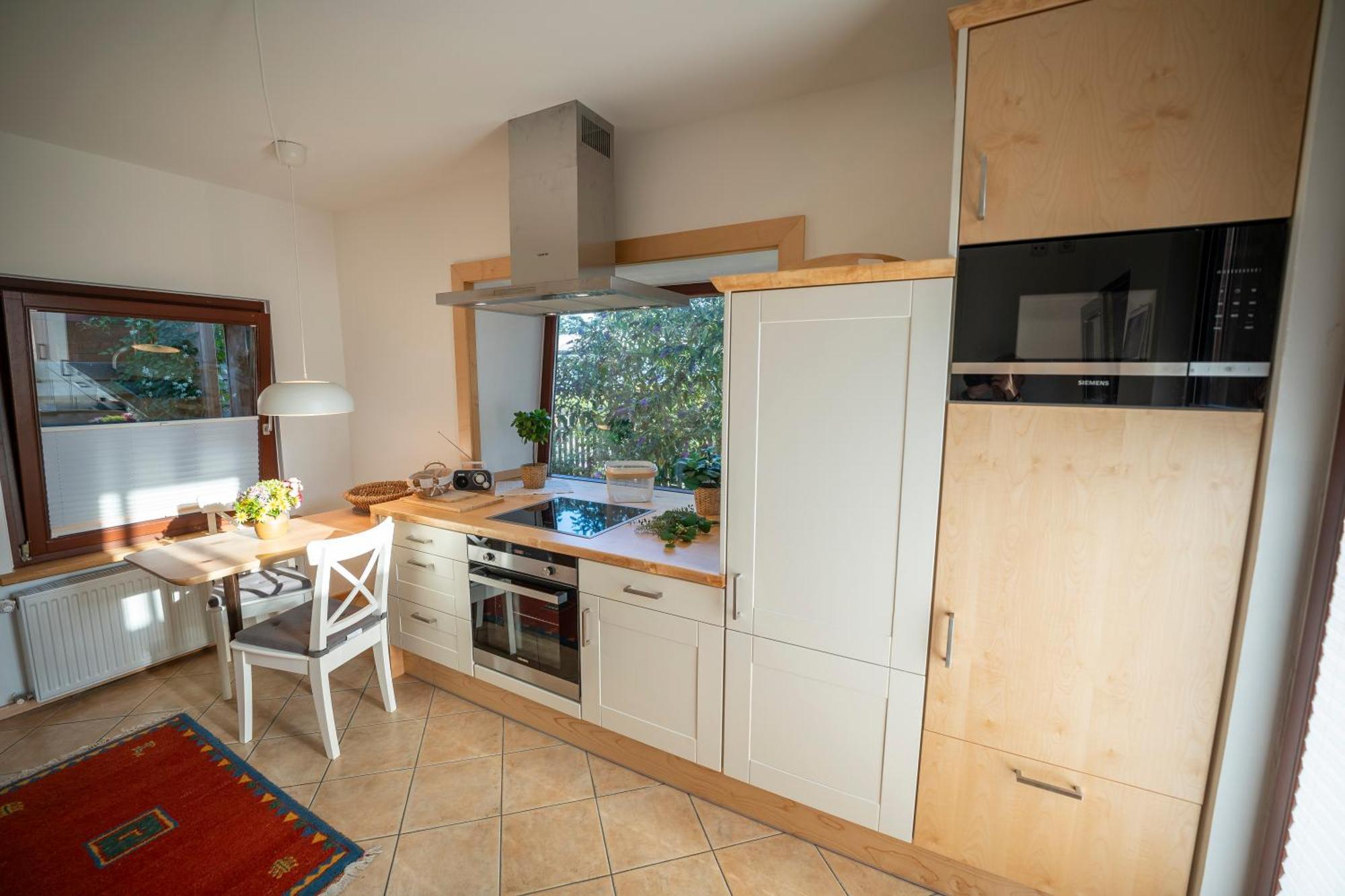 Appartamento Haus Unterm Mammutbaum - Elberadweg Magdeburgo Esterno foto