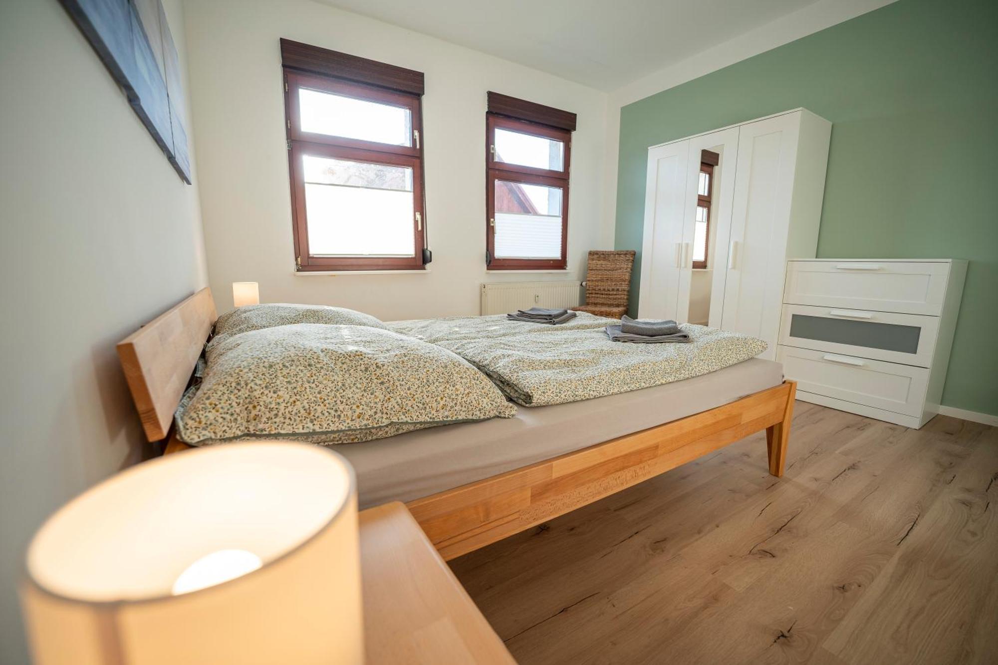 Appartamento Haus Unterm Mammutbaum - Elberadweg Magdeburgo Esterno foto