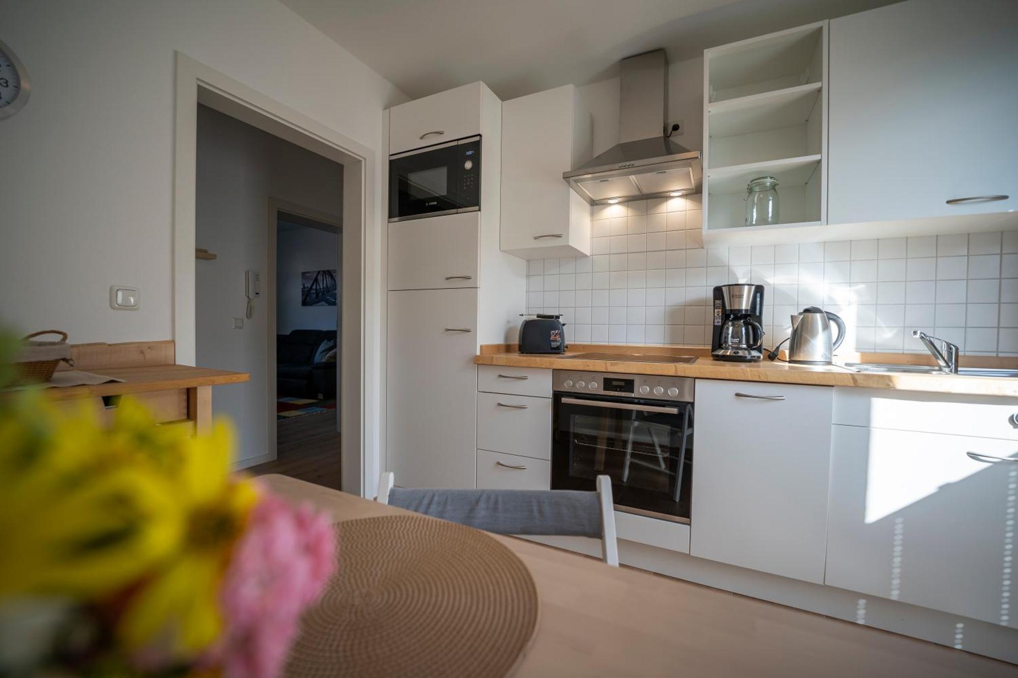 Appartamento Haus Unterm Mammutbaum - Elberadweg Magdeburgo Esterno foto