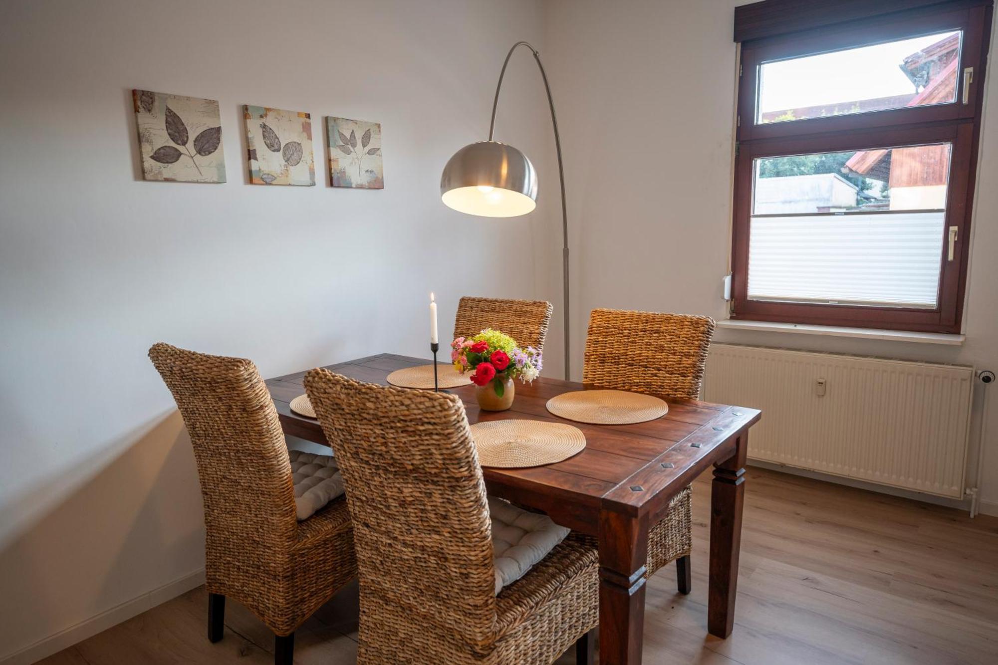 Appartamento Haus Unterm Mammutbaum - Elberadweg Magdeburgo Esterno foto